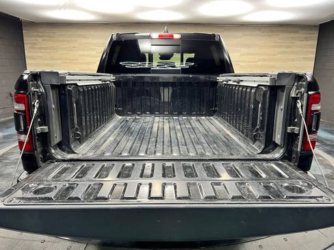 Used 2024 RAM 1500 Laramie AWD/4WD image 17