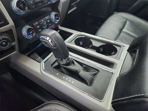 Used 2020 Ford F150 Lariat w/ Equipment Group 502A Luxury image 16