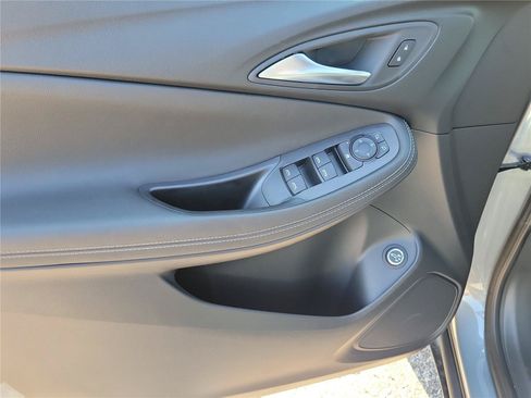 New 2026 Buick Encore GX Preferred w/ Comfort Package FWD image 19
