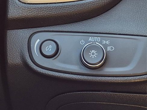 Used 2022 Chevrolet Trax LS w/ Tint and Cruise Package image 22