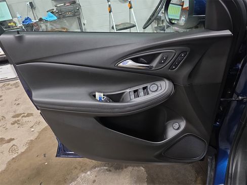 Used 2023 Buick Encore GX Essence w/ Experience Buick Package image 28