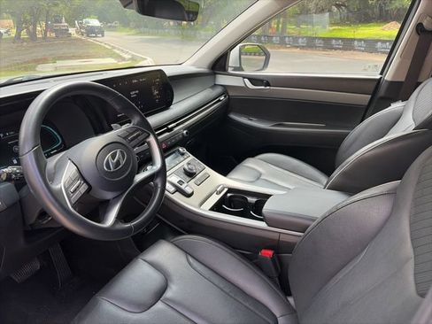 Used 2024 Hyundai Palisade SEL FWD image 11