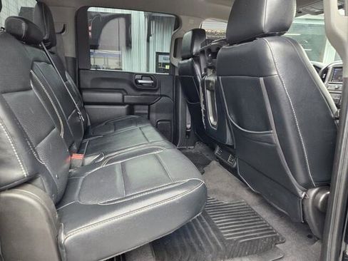 Used 2020 Chevrolet Silverado 2500 Custom w/ Custom Value Package AWD/4WD image 17