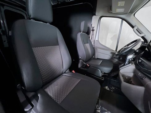 New 2026 Ford Transit 250 148 Medium Roof w/ Load Area Protection Package image 14