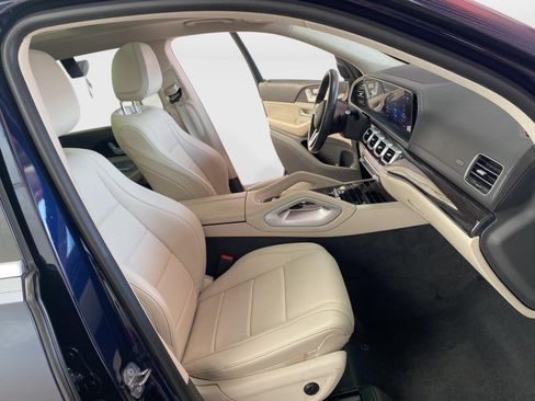 Used 2020 Mercedes-Benz GLS 450 4MATIC image 9