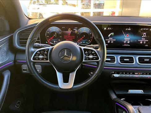 Used 2021 Mercedes-Benz GLS 450 4MATIC image 5