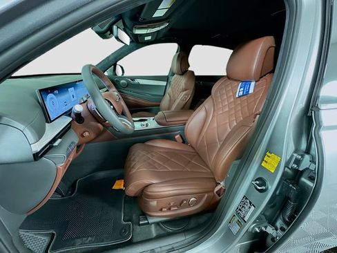 New 2026 Genesis GV80 3.5T Prestige AWD/4WD image 16