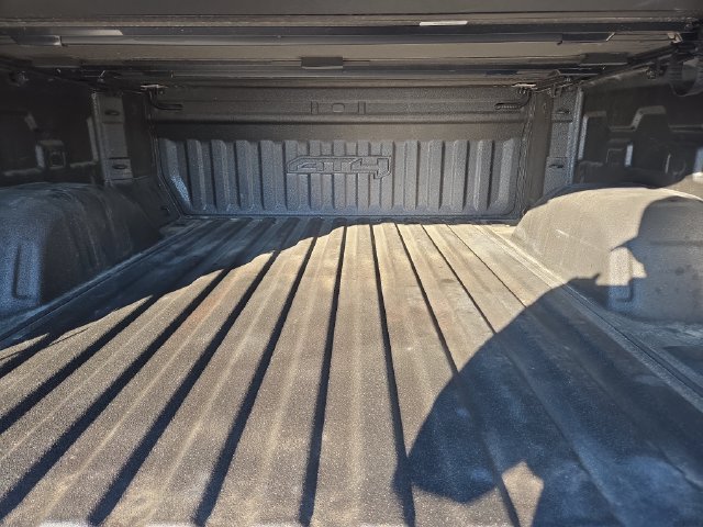 Used 2022 GMC Sierra 1500 AT4 w/ AT4 Premium Package AWD/4WD image 37
