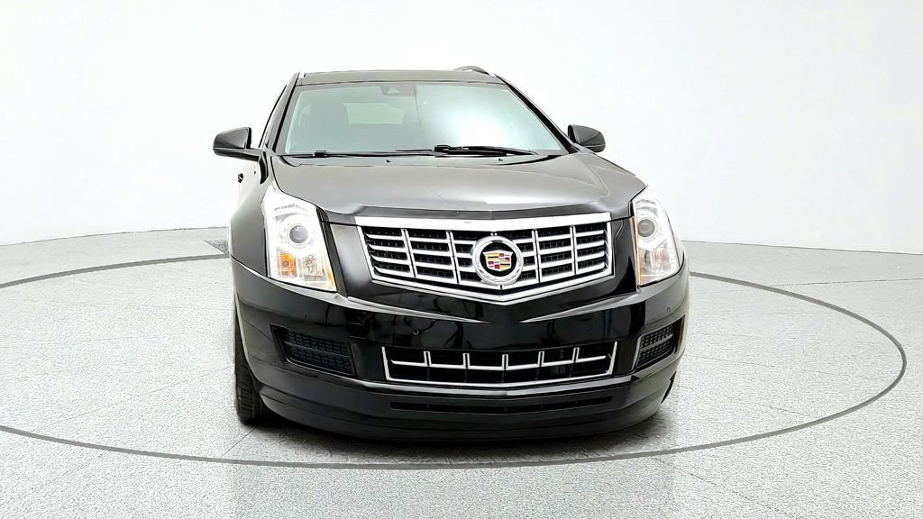 Used 2015 Cadillac SRX Luxury w/ Driver Awareness Package FWD image 2