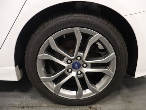 Used 2020 Ford Fusion Titanium image 26