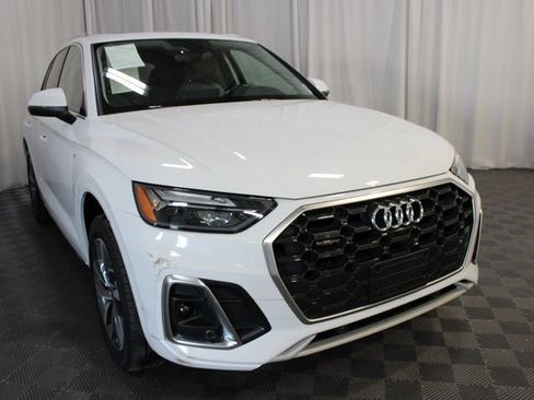 Used 2022 Audi Q5 2.0T Premium Plus w/ Premium Plus Package image 32