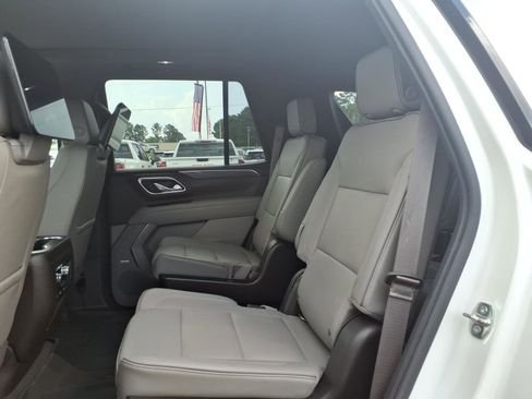 Used 2021 GMC Yukon SLT w/ SLT Premium Package RWD image 23