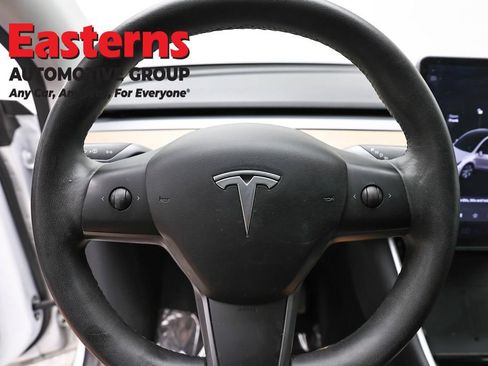 Used 2020 Tesla Model Y Long Range AWD/4WD image 10