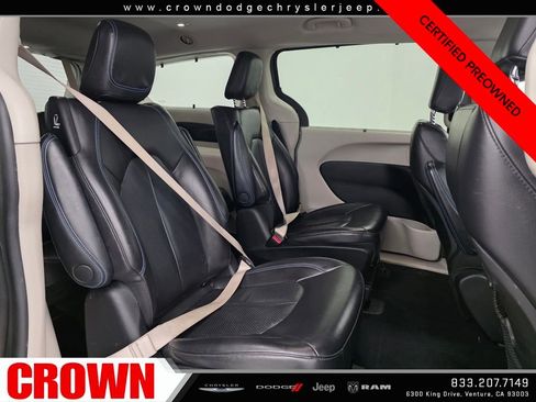 Certified 2021 Chrysler Pacifica Touring-L image 11