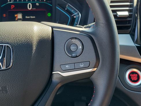 Used 2023 Honda Odyssey Sport image 7