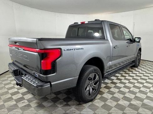Certified 2025 Ford F150 Lightning Lariat image 3