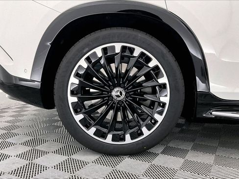 New 2026 Mercedes-Benz EQS 400 4MATIC SUV image 9