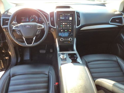 Certified 2024 Ford Edge SEL w/ Convenience Package image 12