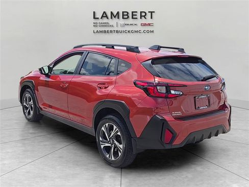 Used 2024 Subaru Crosstrek 2.0i Premium AWD/4WD image 3