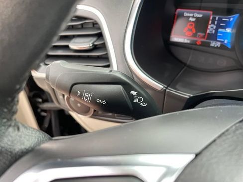 Used 2021 Ford Edge Titanium w/ Cargo Accessory Package FWD image 28