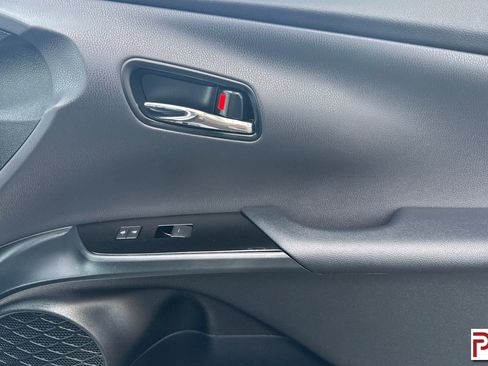 Used 2021 Toyota Prius Prime XLE FWD image 20