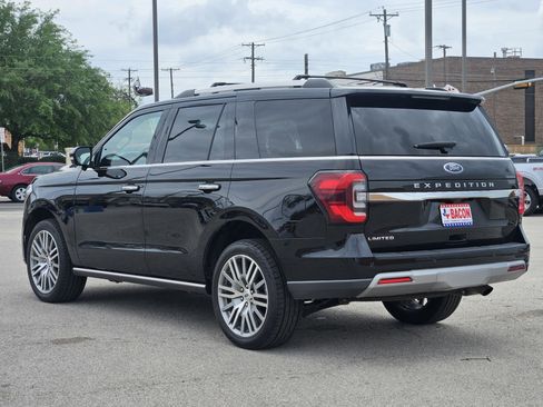 Used 2023 Ford Expedition Limited AWD/4WD image 6