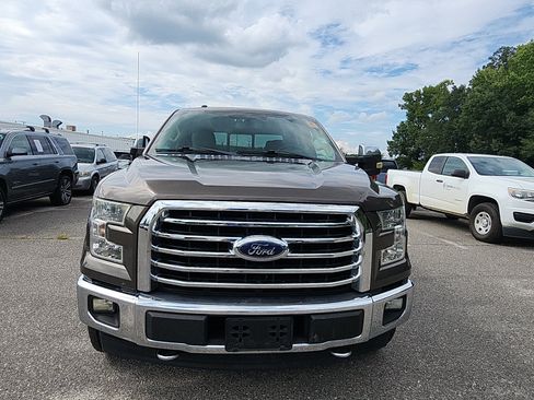 Used 2017 Ford F150 XLT w/ Equipment Group 302A Luxury AWD/4WD image 8