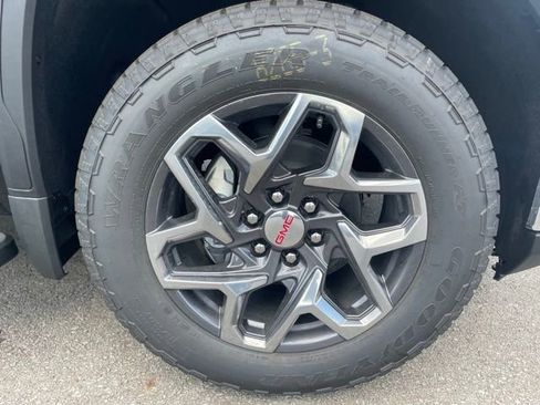 New 2026 GMC Sierra 1500 SLT w/ SLT Premium Plus Package image 33