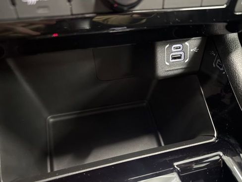 New 2026 Jeep Compass Latitude image 39