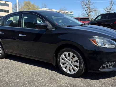 Used 2017 Nissan Sentra SV FWD image 12