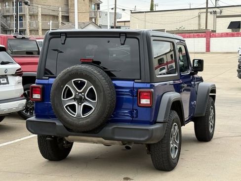 Used 2020 Jeep Wrangler Sport AWD/4WD image 4