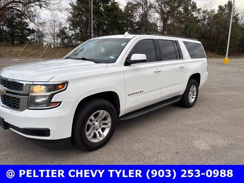 Used 2019 Chevrolet Suburban LT image 3