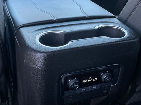 Used 2025 Chevrolet Tahoe LT image 25