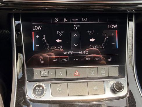 Used 2025 Audi Q7 3.0T Premium Plus AWD/4WD image 23