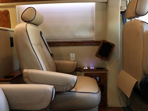 Used 2015 Mercedes-Benz Sprinter 3500 image 11