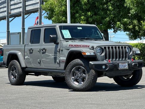 Used 2022 Jeep Gladiator Rubicon w/ Trailer Tow Package AWD/4WD image 1