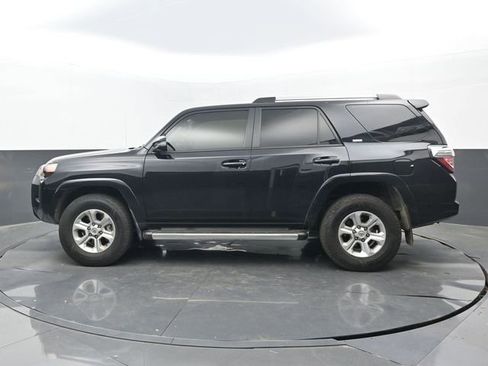 Used 2020 Toyota 4Runner SR5 Premium w/ Moonroof Package image 7