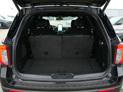 Used 2022 Ford Explorer ST w/ Equipment Group 401A image 31