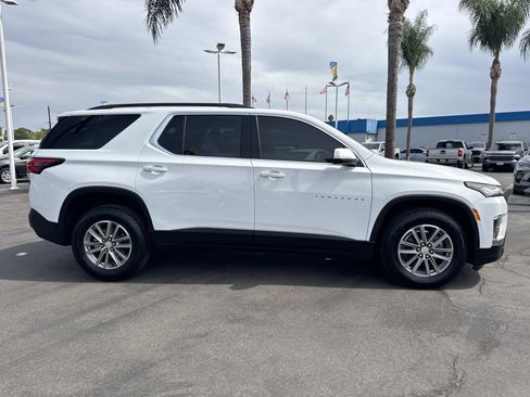 Used 2023 Chevrolet Traverse LT FWD image 4