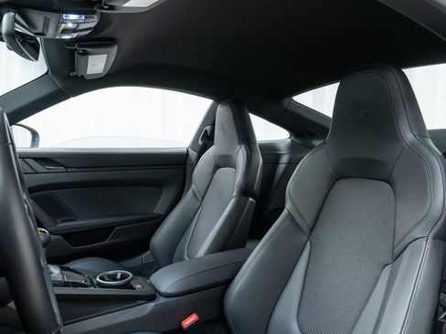 Certified 2023 Porsche 911 GT3 image 15