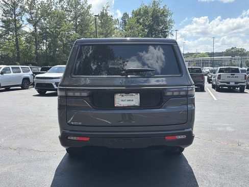 New 2026 Jeep Grand Wagoneer L Summit w/ Premium Group III AWD/4WD image 7