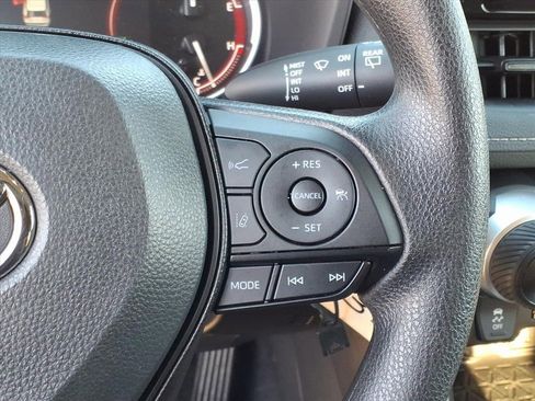 Certified 2025 Toyota RAV4 LE image 20