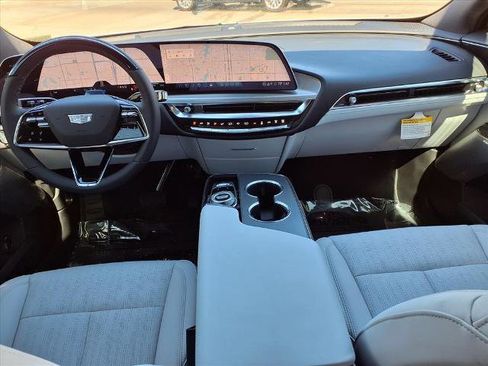 New 2026 Cadillac Lyriq Premium Sport image 11