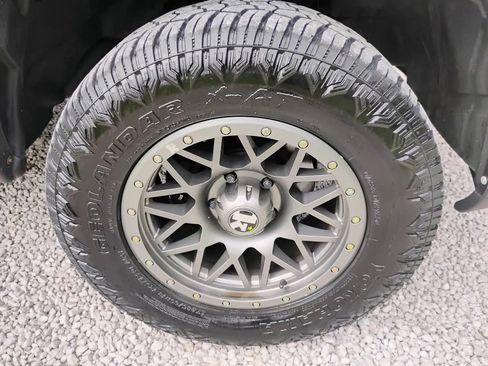 Used 2015 RAM 1500 Sport w/ Comfort Group image 7