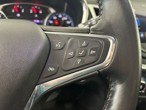 Used 2020 Chevrolet Equinox Premier FWD image 17