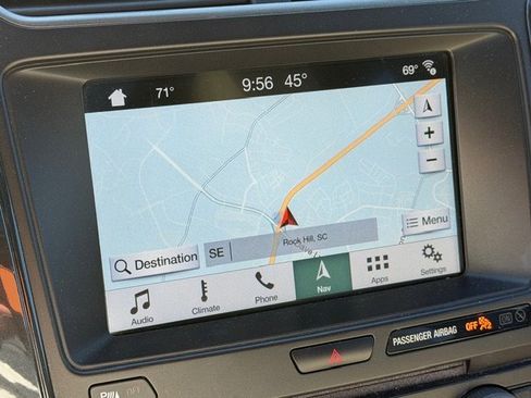 Used 2018 Ford Explorer XLT w/ Equipment Group 202A image 4