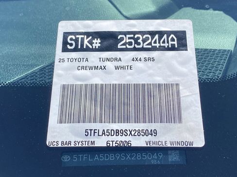 Used 2025 Toyota Tundra SR5 AWD/4WD image 37