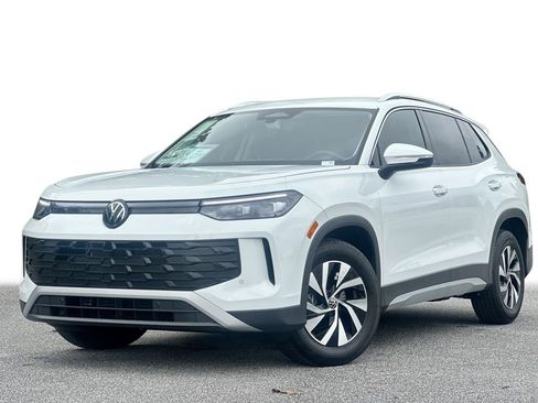 New 2026 Volkswagen Tiguan S image 1