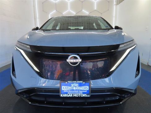 Used 2024 Nissan Ariya AWD image 3