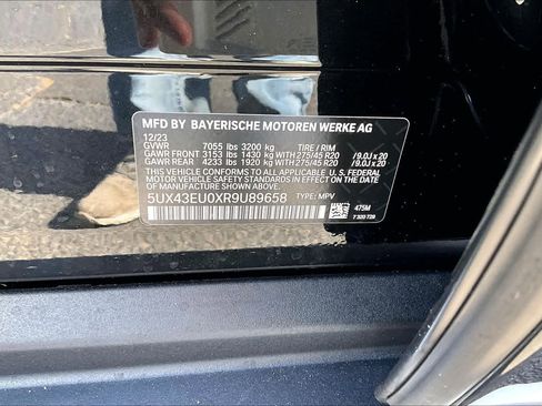 Certified 2024 BMW X5 xDrive50e w/ Executive Package image 34